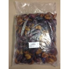   Gyorsfagyasztott felezett szilva (2,5 kg/csomag; 4 csomag/karton)